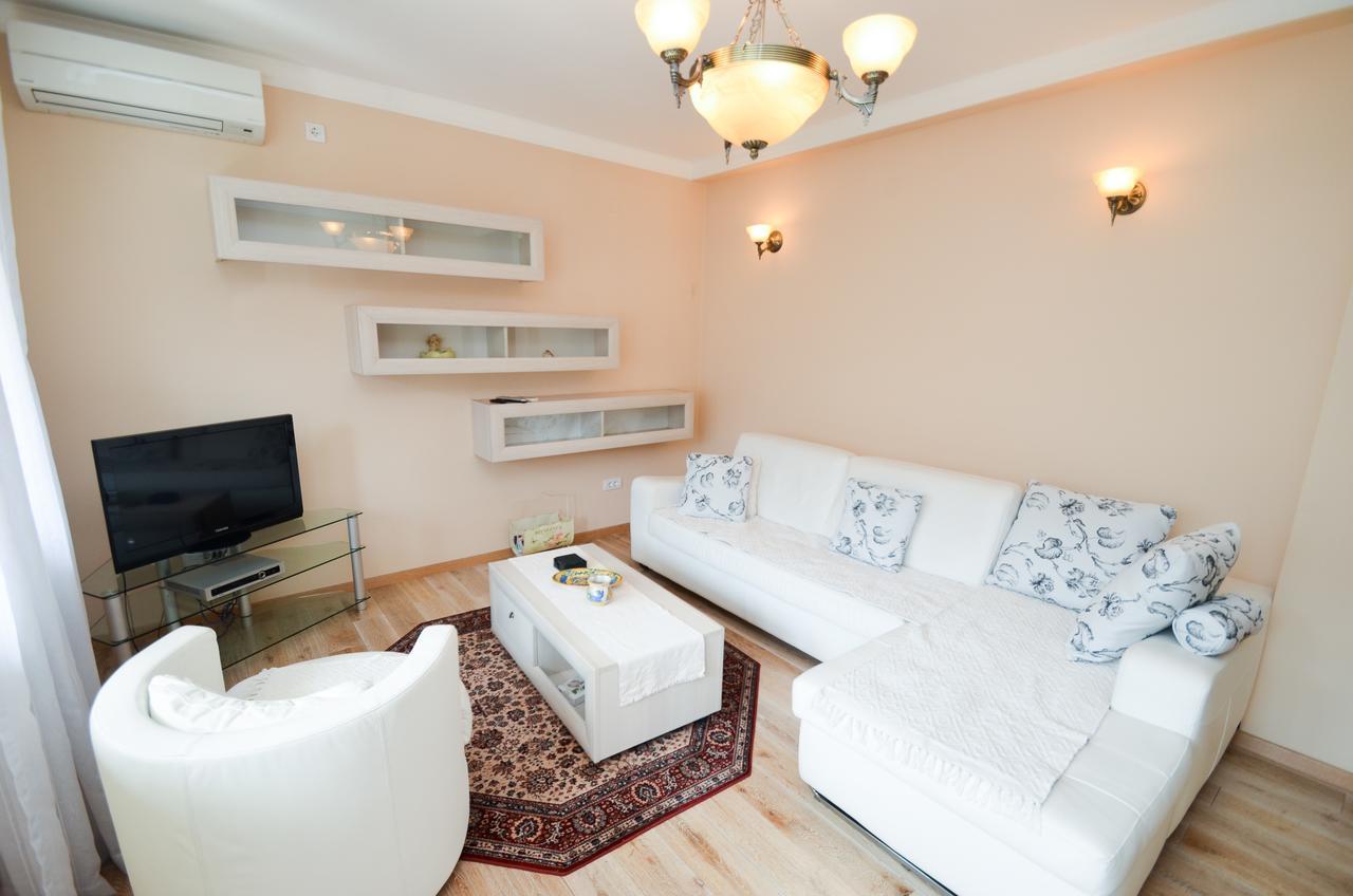 Central Apartment 科托尔 外观 照片
