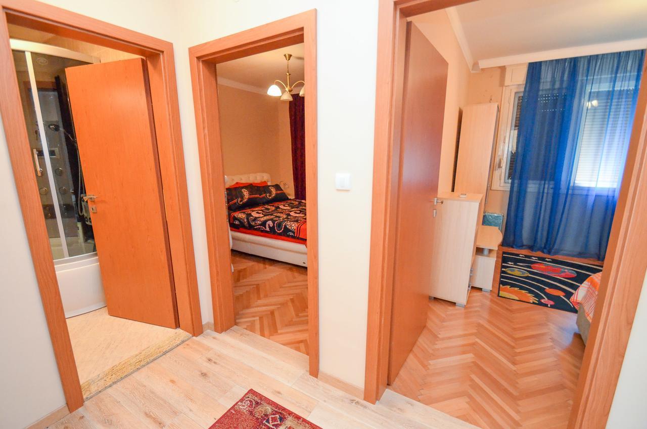 Central Apartment 科托尔 外观 照片